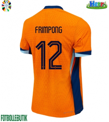 Nederländerna Jeremie Frimpong #12 Hemmatröja EM 2024 Kortärmad